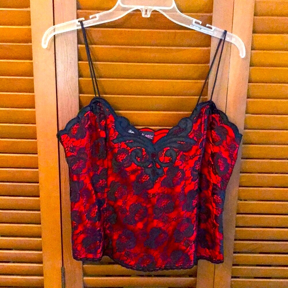 | EUC Vintage Black & Red Lace Fredricks Of Hollywood Cami…M